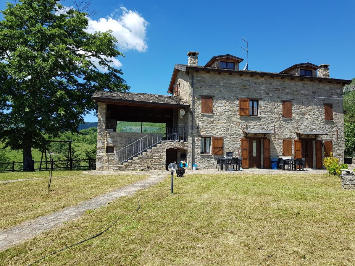 Casa Vacanze Fattoria Il Cerro Villa Pianelleto Екстериор снимка