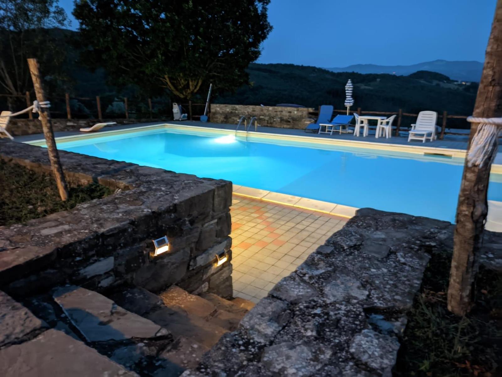 Casa Vacanze Fattoria Il Cerro Villa Pianelleto Екстериор снимка