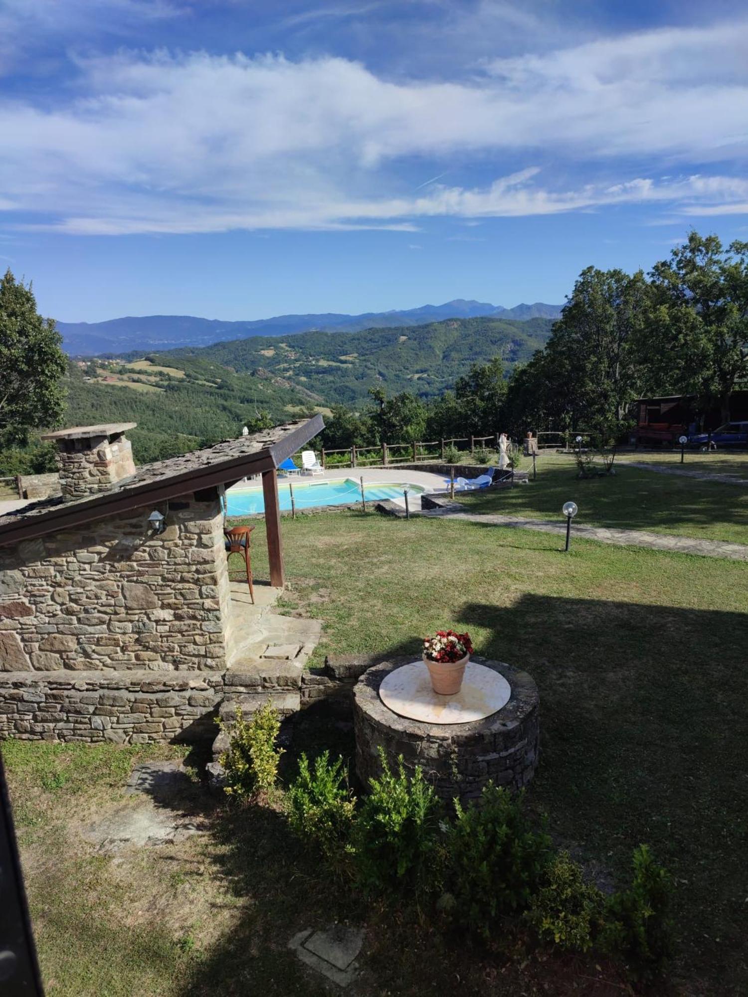 Casa Vacanze Fattoria Il Cerro Villa Pianelleto Екстериор снимка