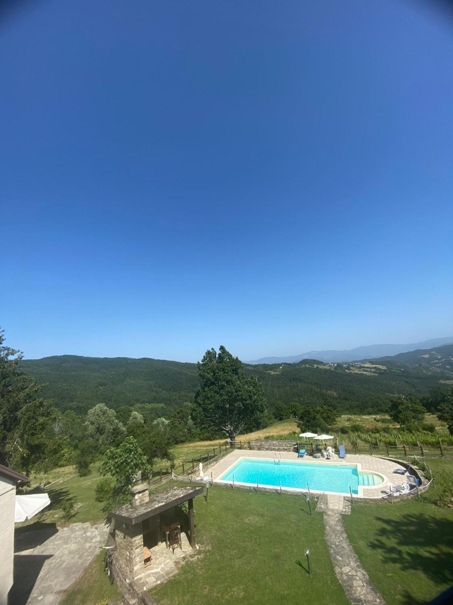 Casa Vacanze Fattoria Il Cerro Villa Pianelleto Екстериор снимка