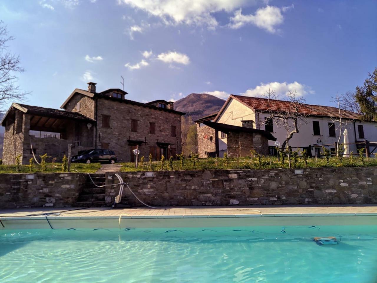 Casa Vacanze Fattoria Il Cerro Villa Pianelleto Екстериор снимка