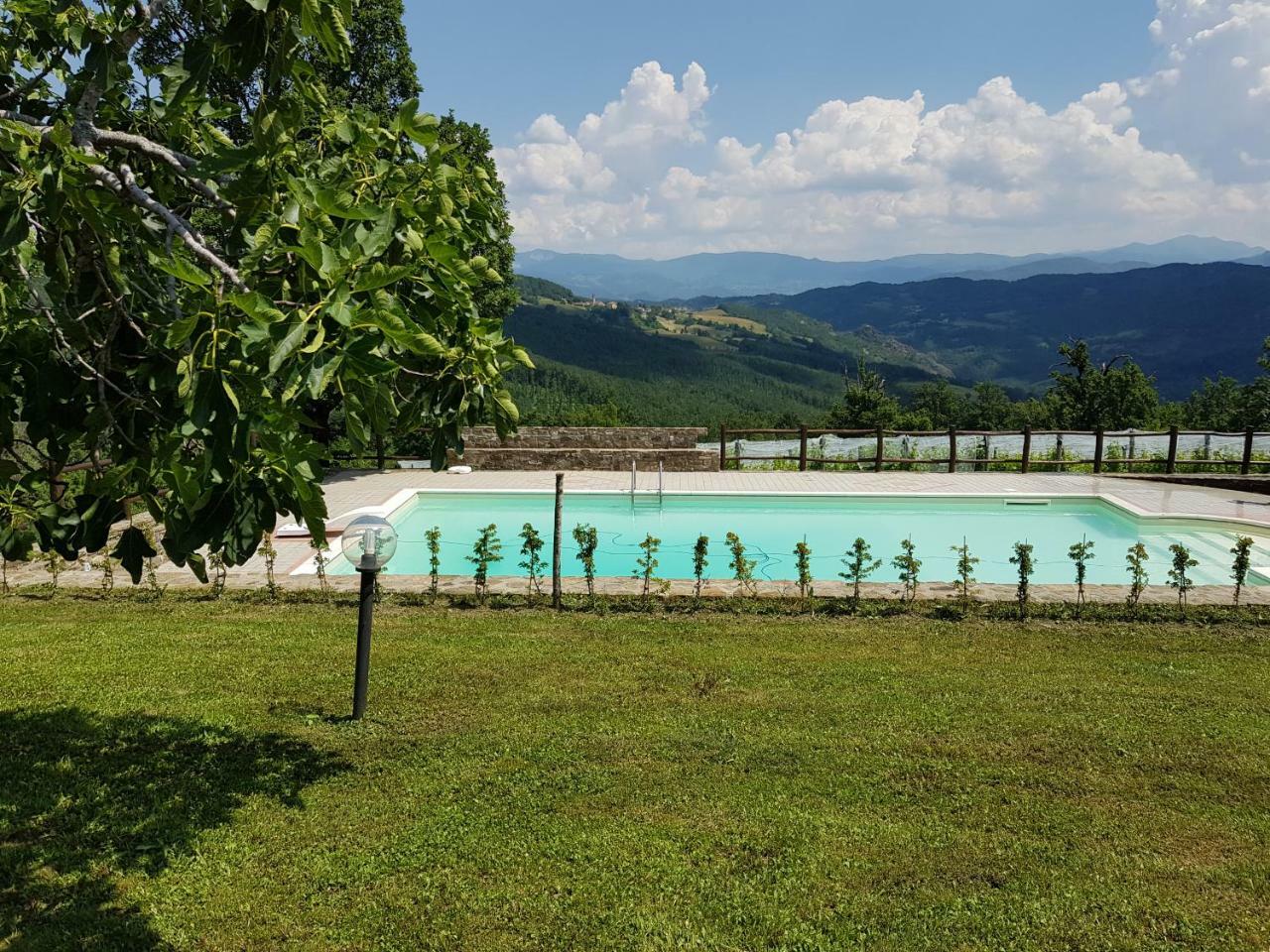 Casa Vacanze Fattoria Il Cerro Villa Pianelleto Екстериор снимка