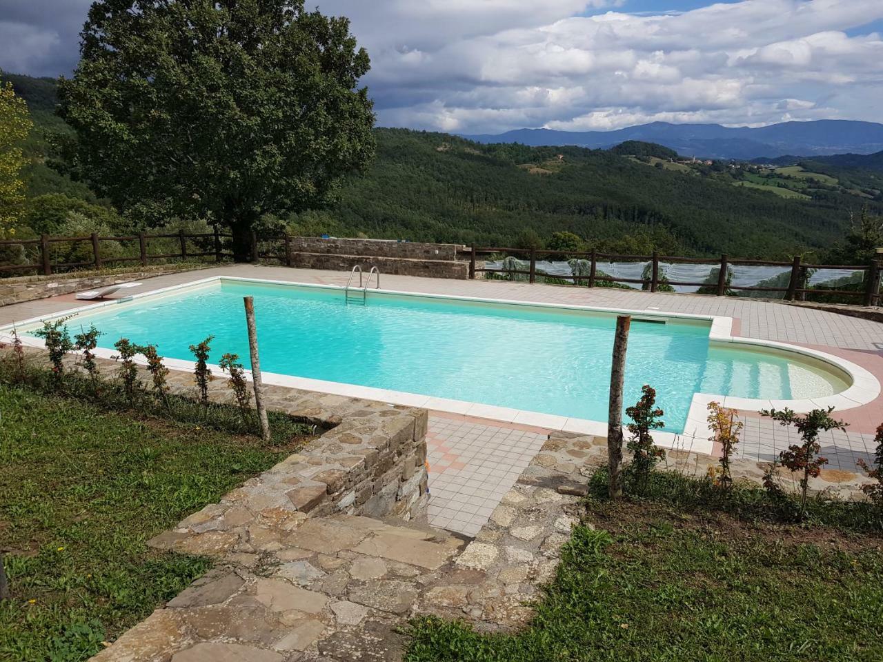 Casa Vacanze Fattoria Il Cerro Villa Pianelleto Екстериор снимка