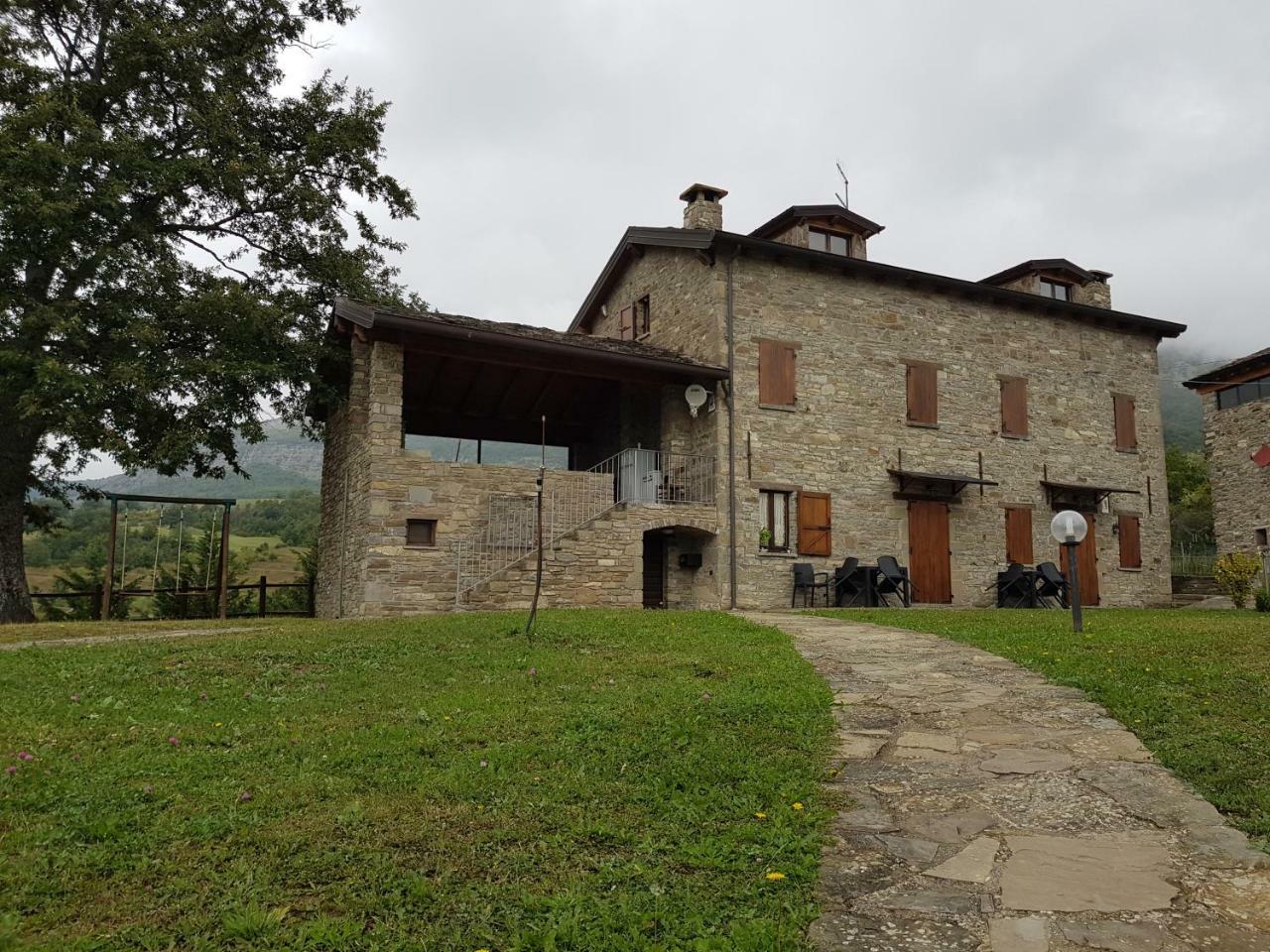 Casa Vacanze Fattoria Il Cerro Villa Pianelleto Екстериор снимка